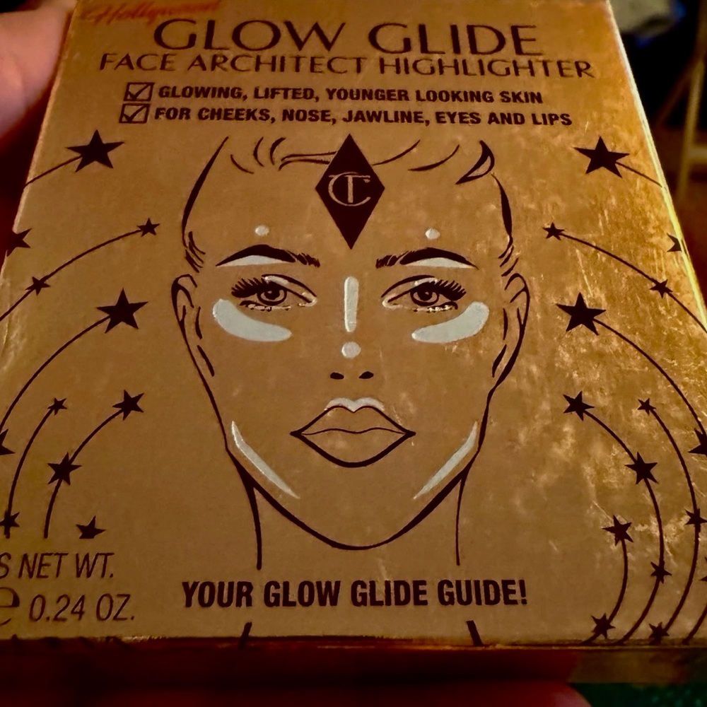 Charlotte Tilbury Glow Glide Face Architect Highlighter - Bronze Glow